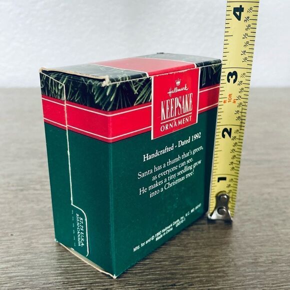 Vintage Hallmark Green Thumb Santa Holiday Ornament  1992 - Picture 2 of 2